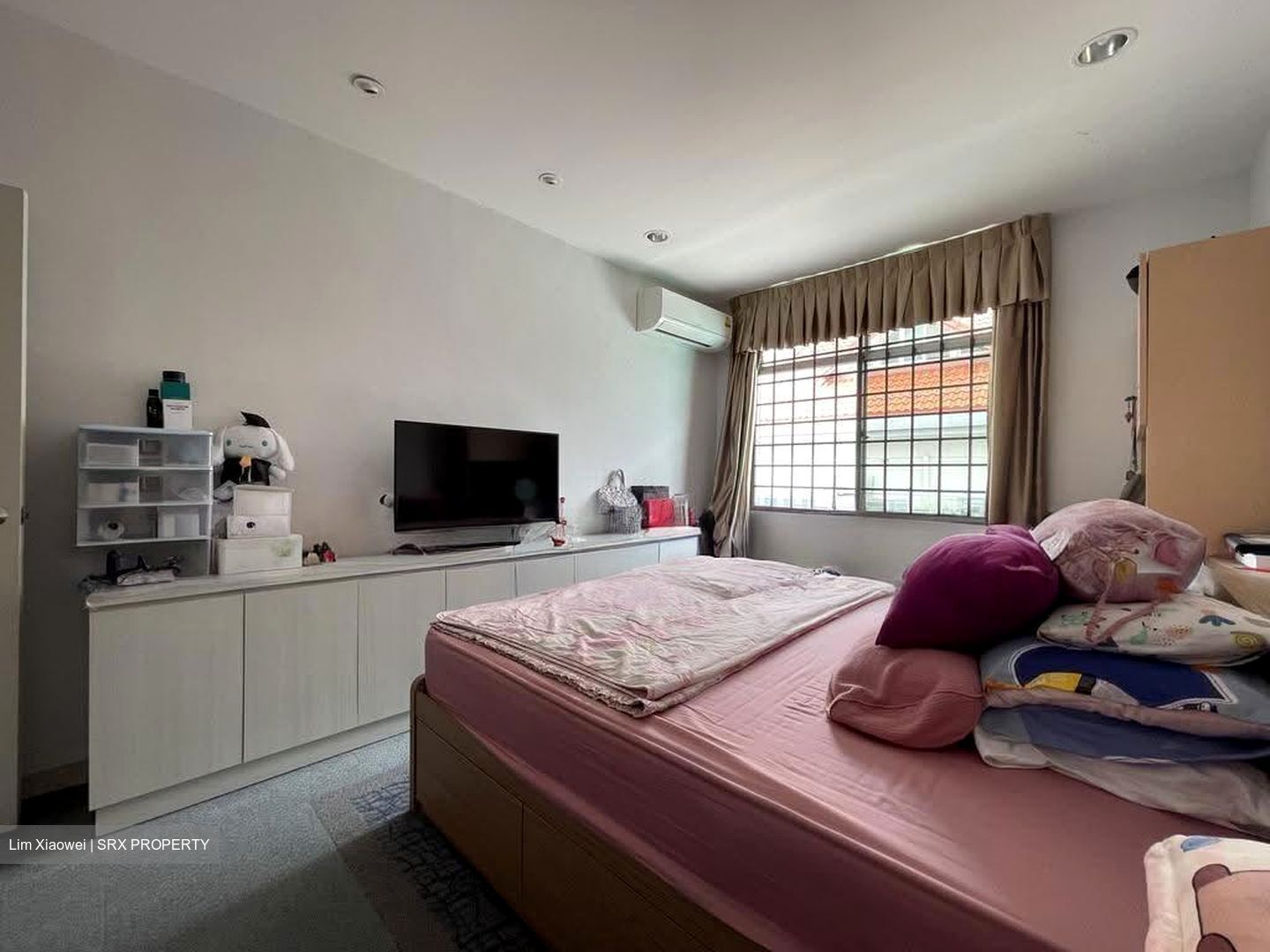 Peakview Estate (D16), Semi-Detached #629077041